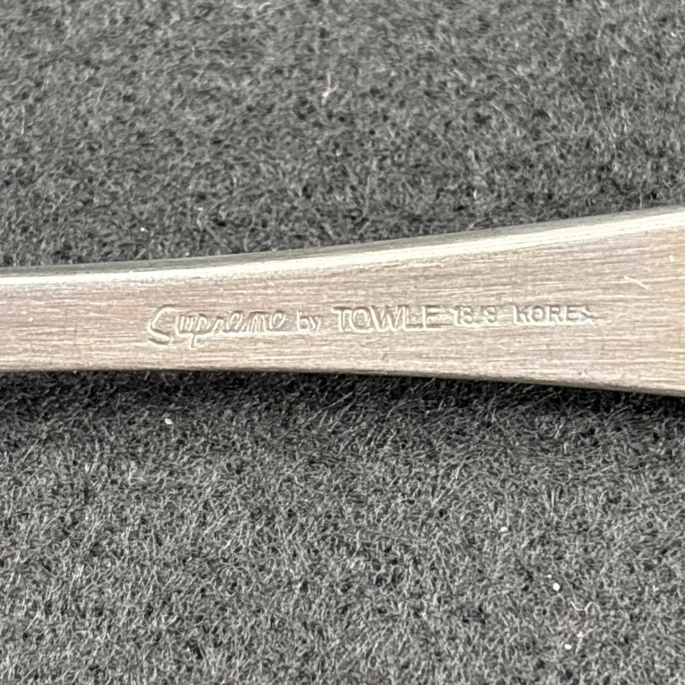 Towle Supreme Cutlery Satin 18/8 Stainless Steel 3 Prong Serving Fork KOREA